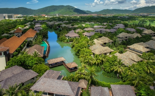 Yalong Bay Villas & Spa