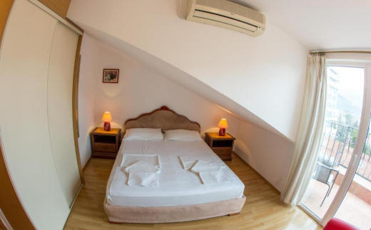 Luka Apartments