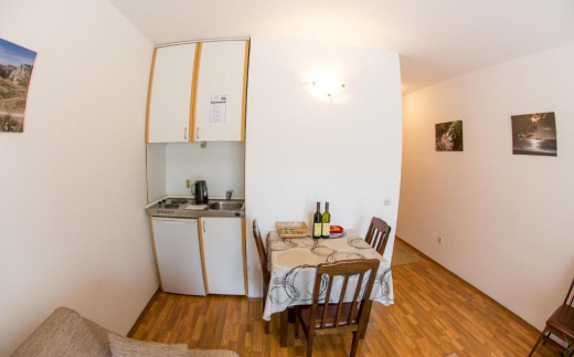 Luka Apartments