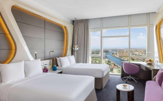V Hotel Dubai, Curio Collection By Hilton