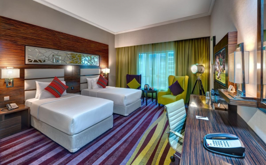 Vintage Grand Hotel