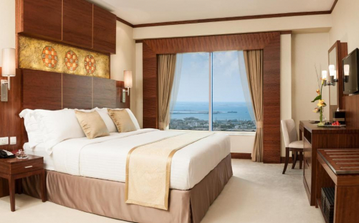 Carlton Downtown Hotel