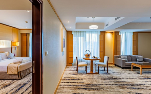 Carlton Downtown Hotel