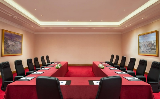 Sheraton Grand Doha Resort & Convention Hotel
