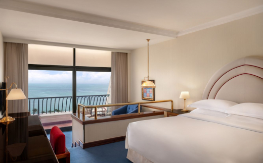 Sheraton Grand Doha Resort & Convention Hotel