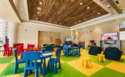 Copthorne Lakeview Hotel, Dubai Investment Park