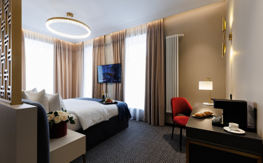 Helen Hotel