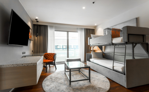 Radisson Red Phuket Patong Beach