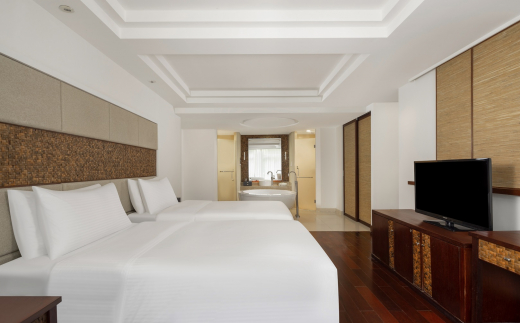 Swissotel & Grand Mercure Sanya Yalong Bay