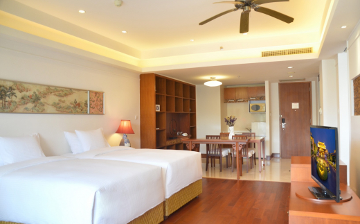 Swissotel & Grand Mercure Sanya Yalong Bay