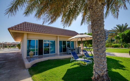 Danat Jebel Dhanna Resort