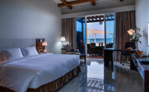 Danat Jebel Dhanna Resort