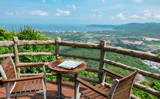 Yalong Bay Earthly Paradise Birds Nest Resort