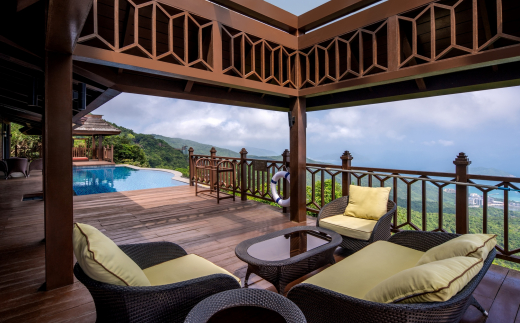 Yalong Bay Earthly Paradise Birds Nest Resort