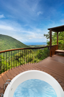 Yalong Bay Earthly Paradise Birds Nest Resort
