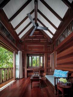 Yalong Bay Earthly Paradise Birds Nest Resort