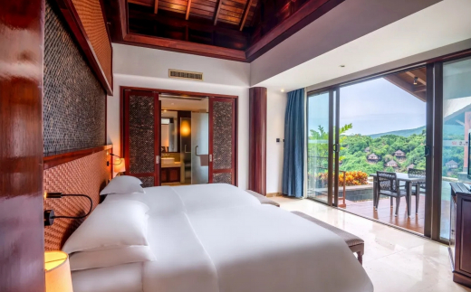 Yalong Bay Earthly Paradise Birds Nest Resort