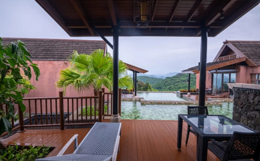 Yalong Bay Earthly Paradise Birds Nest Resort