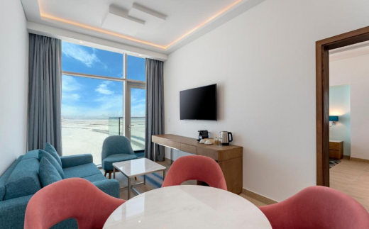 Sea Point Hotels Llc (Ex. Park Regis By Prince)