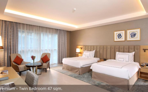 Grand Cosmopolitan Hotel