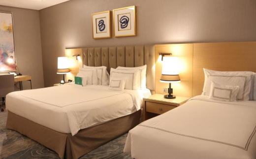 Grand Cosmopolitan Hotel