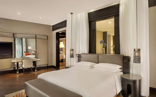 Grand Hyatt Abu Dhabi Hotel And Residences Emirates Pearl