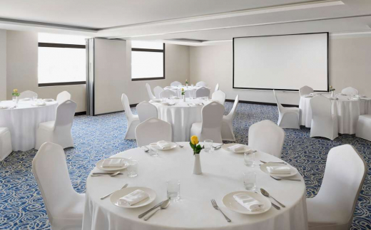 Movenpick Hotel Apartments Al Mamzar Dubai
