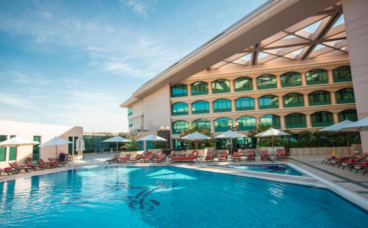 Movenpick Grand Al Bustan Dubai
