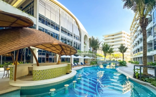 La Green Hotel & Residence