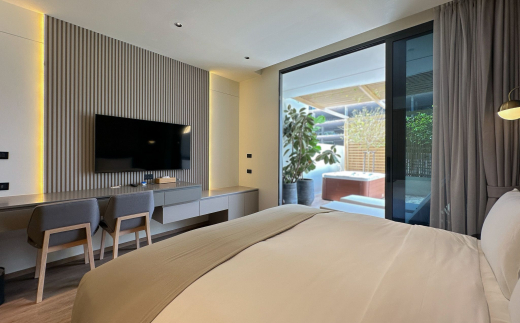 La Green Hotel & Residence