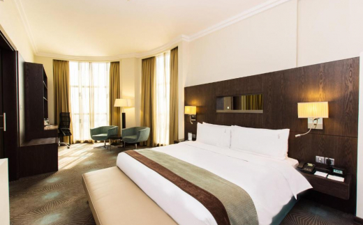 Holiday Inn Abu Dhabi