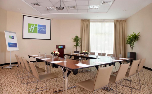 Holiday Inn Express Safa Park
