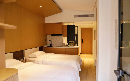Sanya Icare Hotel