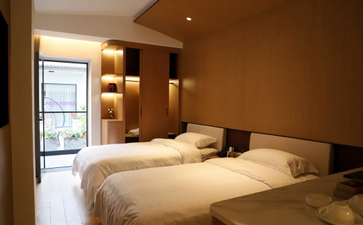 Sanya Icare Hotel