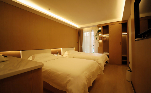 Sanya Icare Hotel