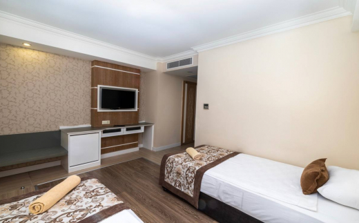 Crystal Sunset Luxury Resort&Spa