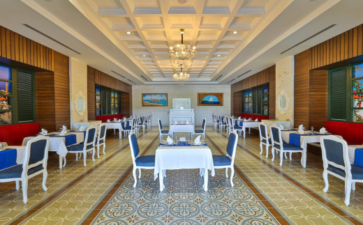 Crystal Sunset Luxury Resort&Spa