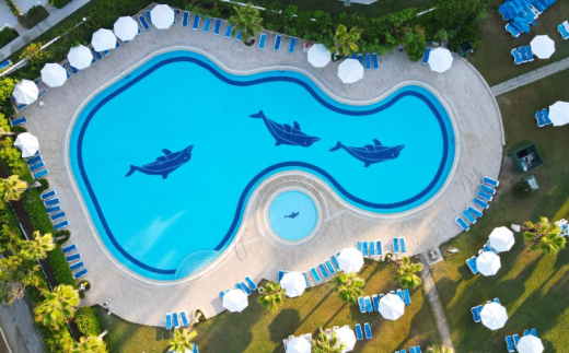 Cesars Resort Side