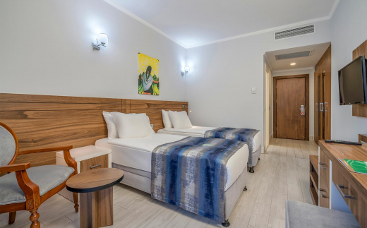 Greenmax Hotel