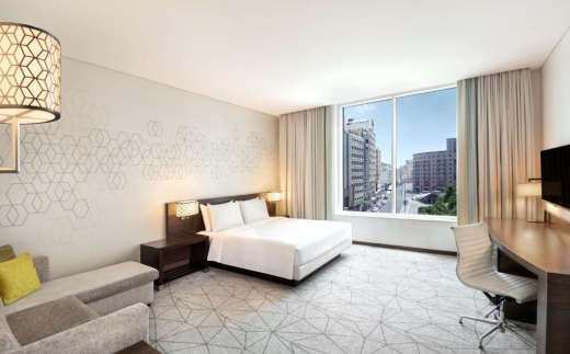 Hyatt Place Baniyas Square