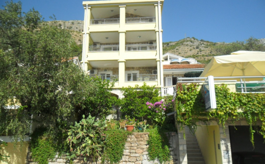Villa Bmv