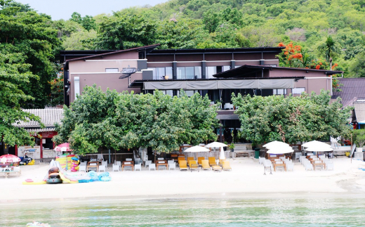 La Lune Beach Resort