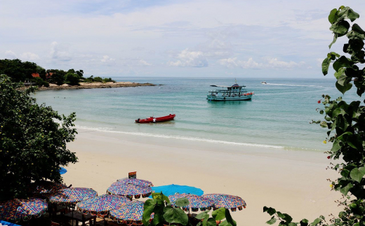 La Lune Beach Resort