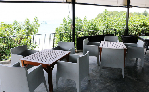 La Lune Beach Resort