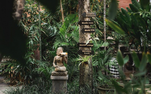 Fourteen Roses Boutique Hotel Legian