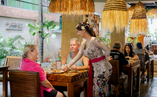 Fourteen Roses Boutique Hotel Legian
