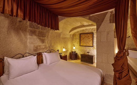 Mithra Cave Hotel