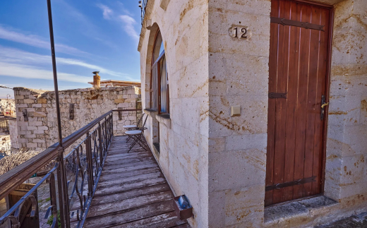 Mithra Cave Hotel