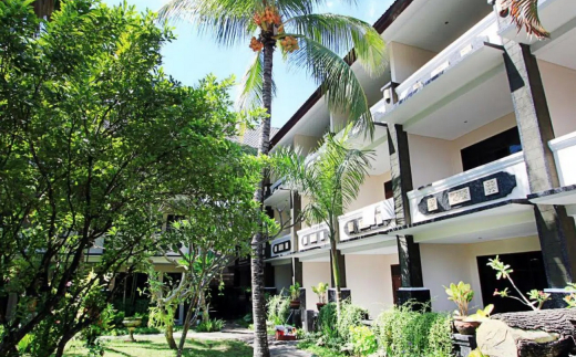 Bakung Beach Resort