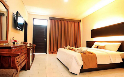 Bakung Beach Resort